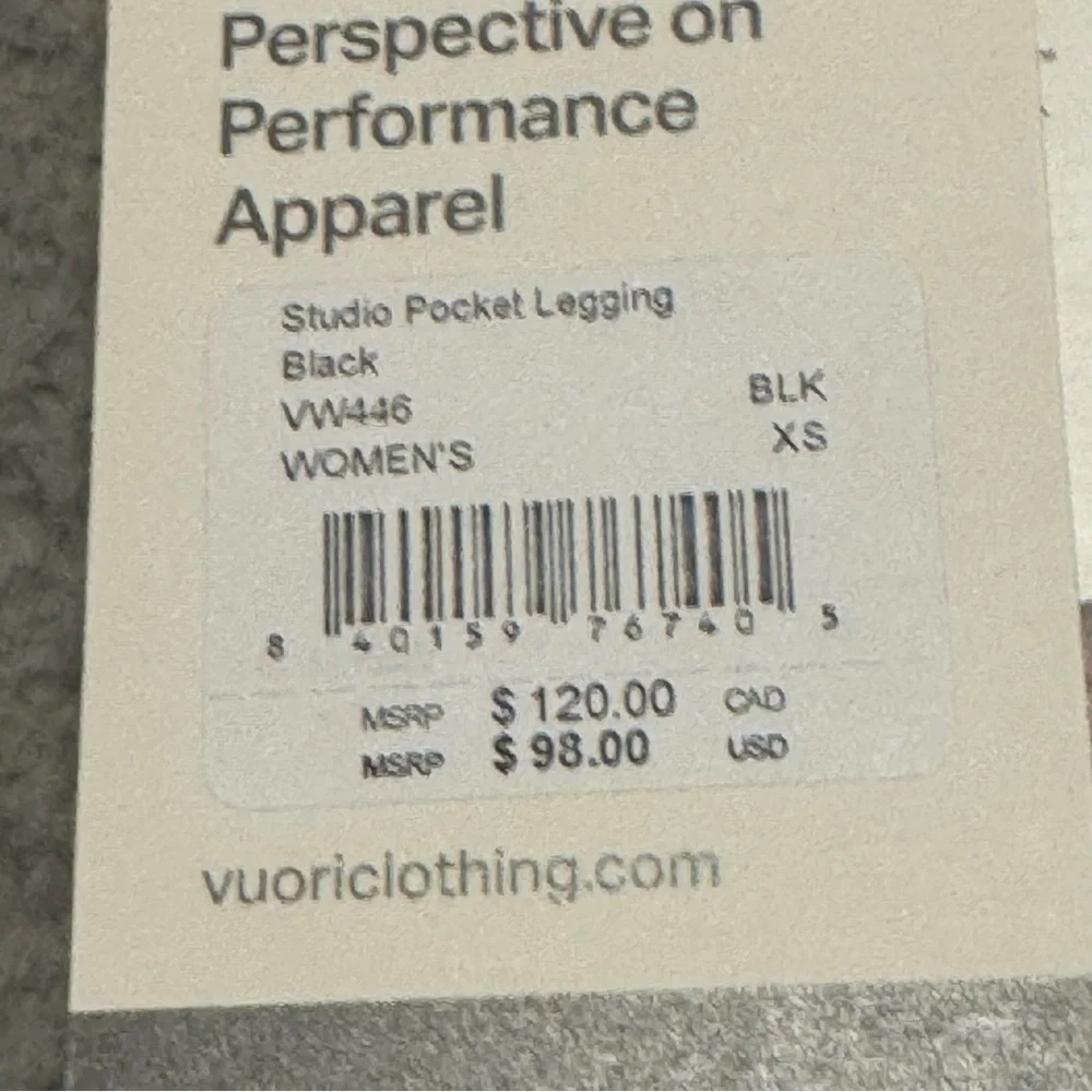 Vuori  Studio Pocket Legging Color Black Size XS VW466 - Picture 5 of 15